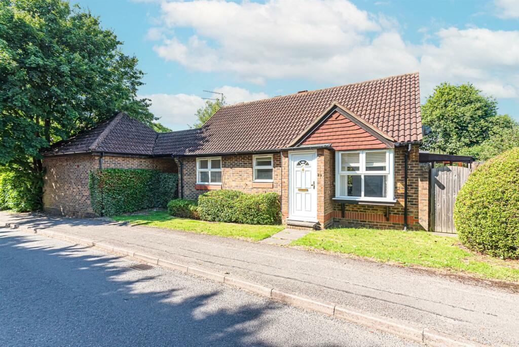 Main image of property: Weylea Avenue, Burpham, Guildford