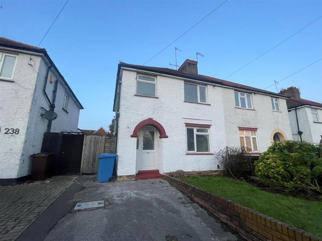 Main image of property: Weybourne Road