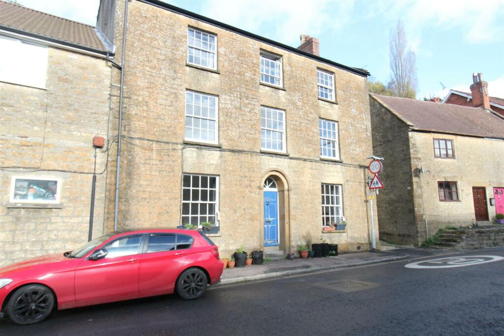 3 bedroom for sale in East Street, Crewkerne OPEN TO