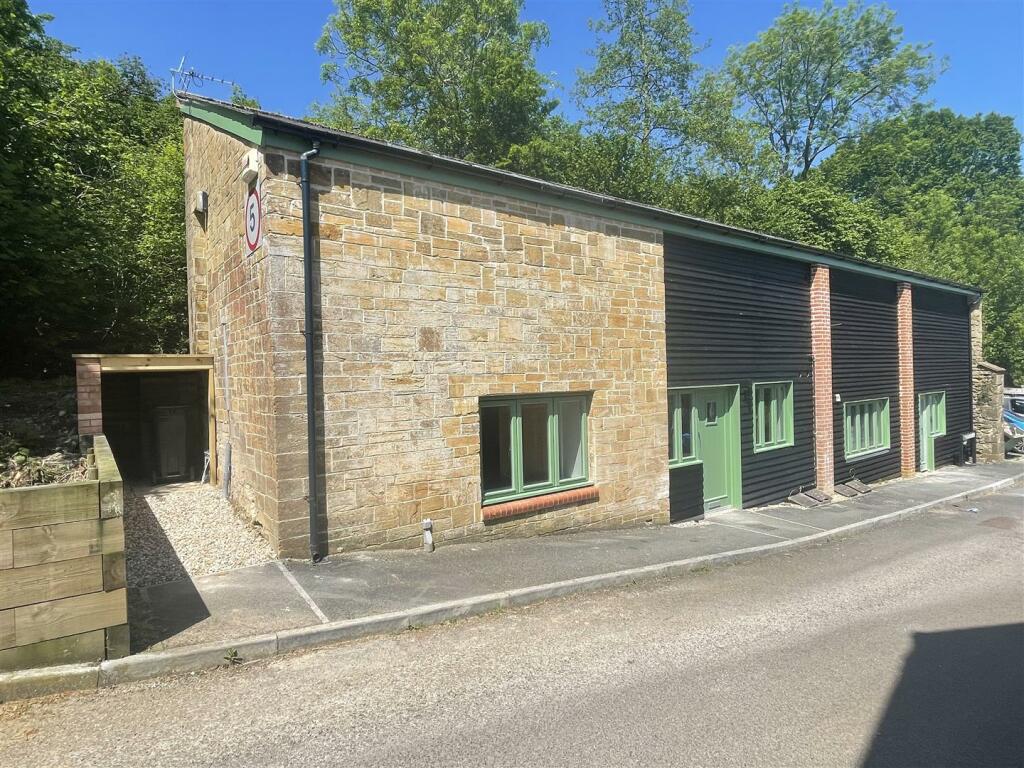 2 bedroom cottage for sale in The Old Mill Lane, Crewkerne TWO ALLOCATED PARKING