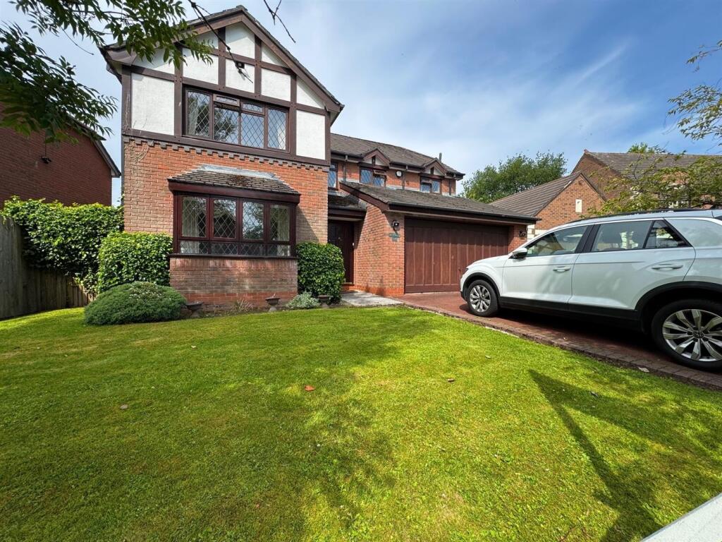 Main image of property: Abbey Close, Bowdon