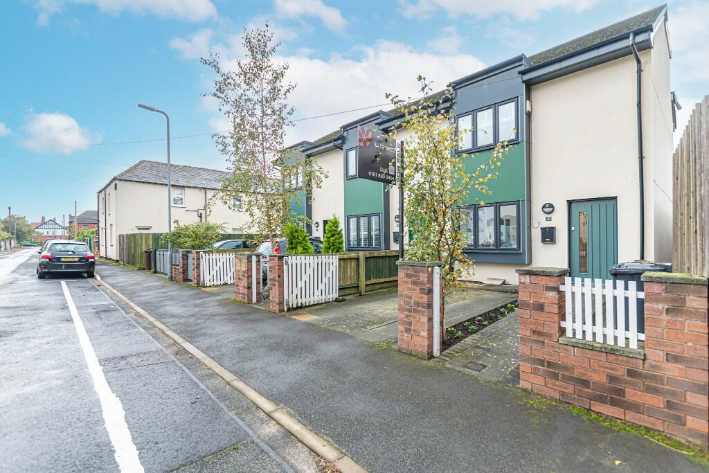 3 bedroom end of terrace house for sale in Blundell Mews, Liverpool