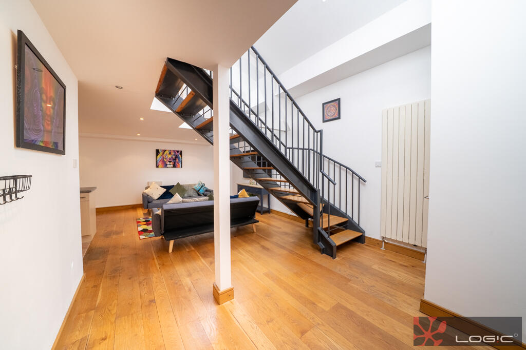 Main image of property: The Colonnades, Liverpool, L3
