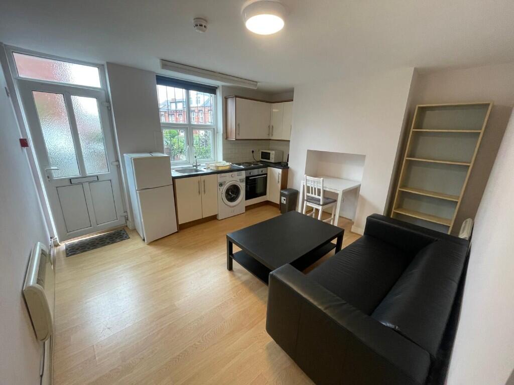 Main image of property: Royal Park Avenue,Headingley,Leeds,LS6