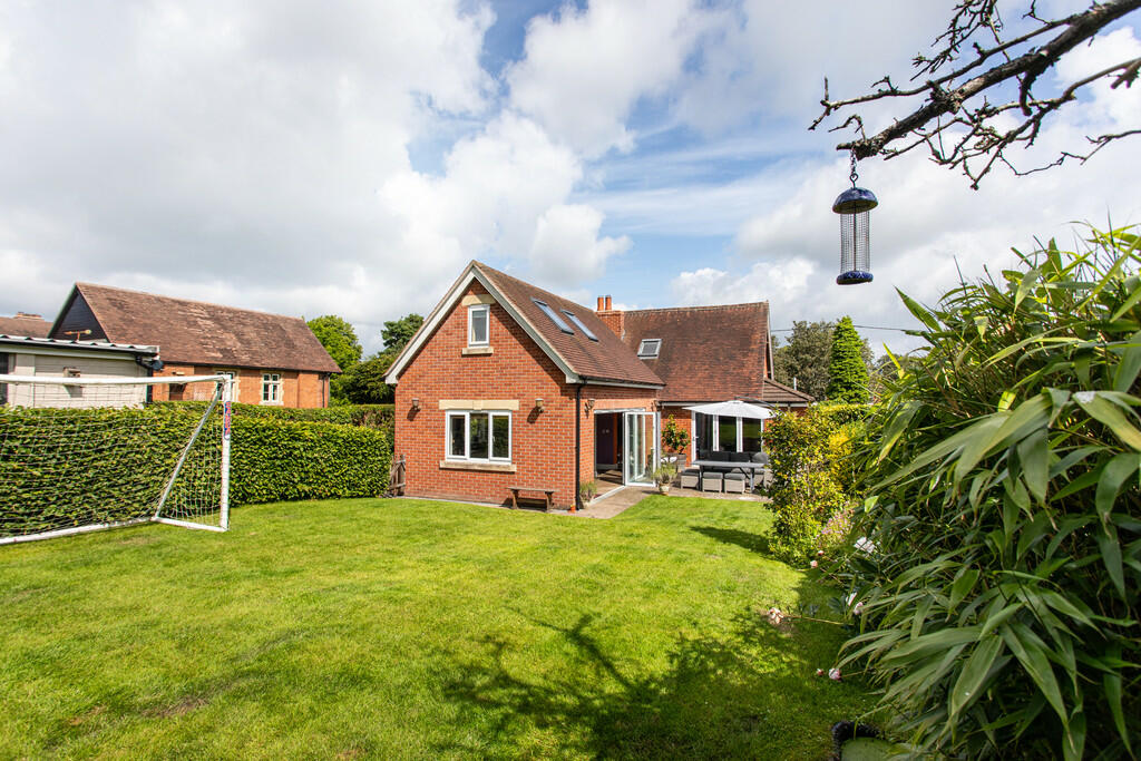 Additional property image - Tynings Lane, Bratton