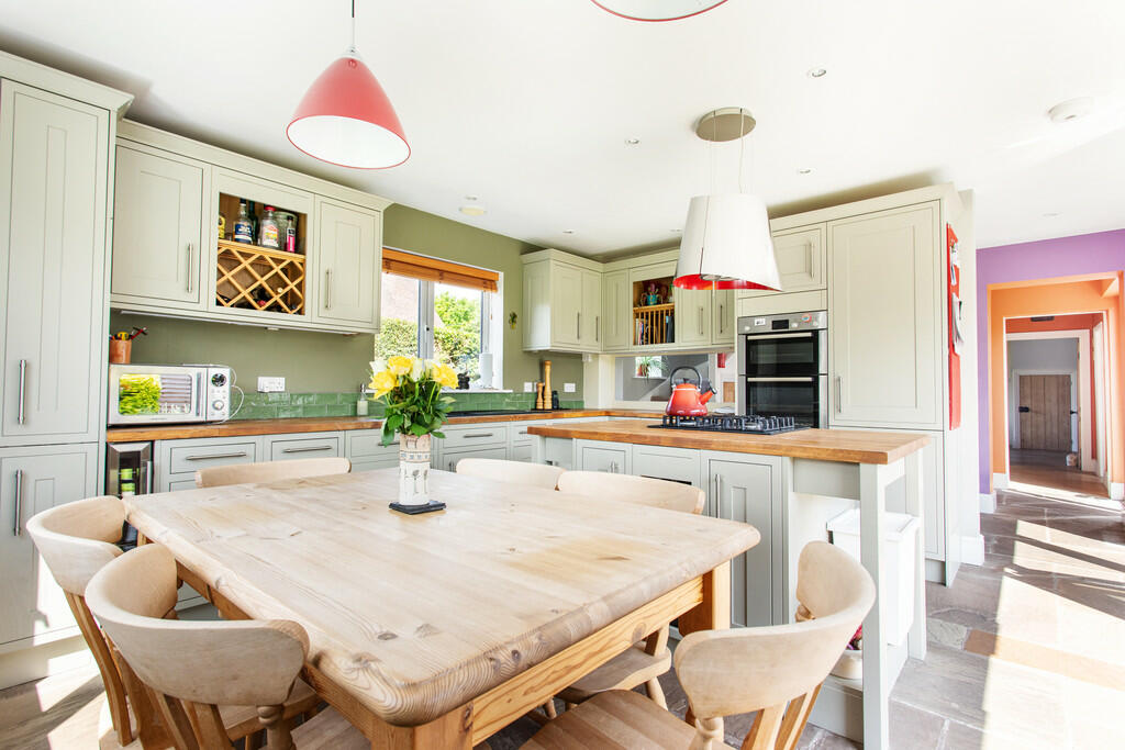 Additional property image - Tynings Lane, Bratton