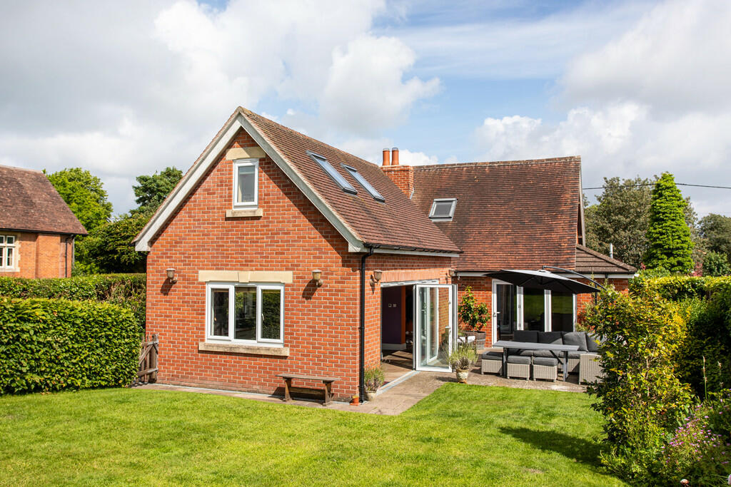 Additional property image - Tynings Lane, Bratton