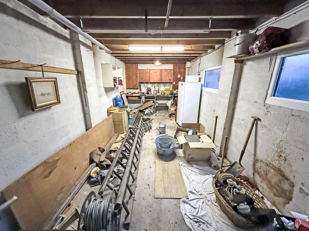 Additional property image - Field Close, Westbury