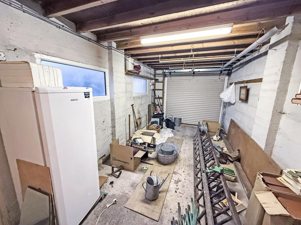 Additional property image - Field Close, Westbury