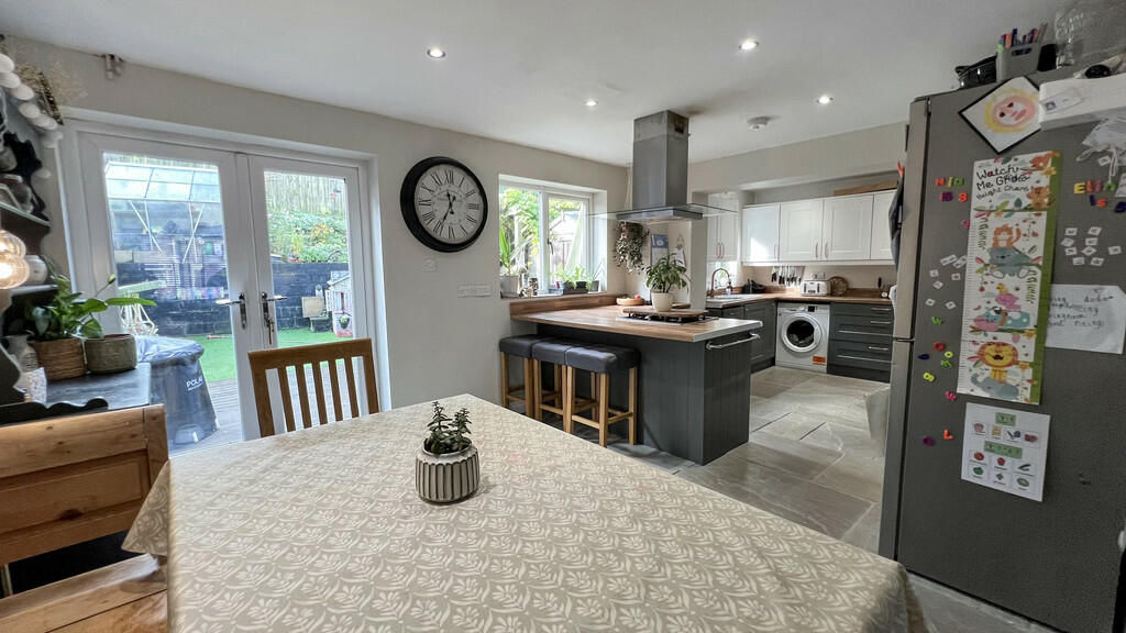 Additional property image - Rocher Close, Westbury