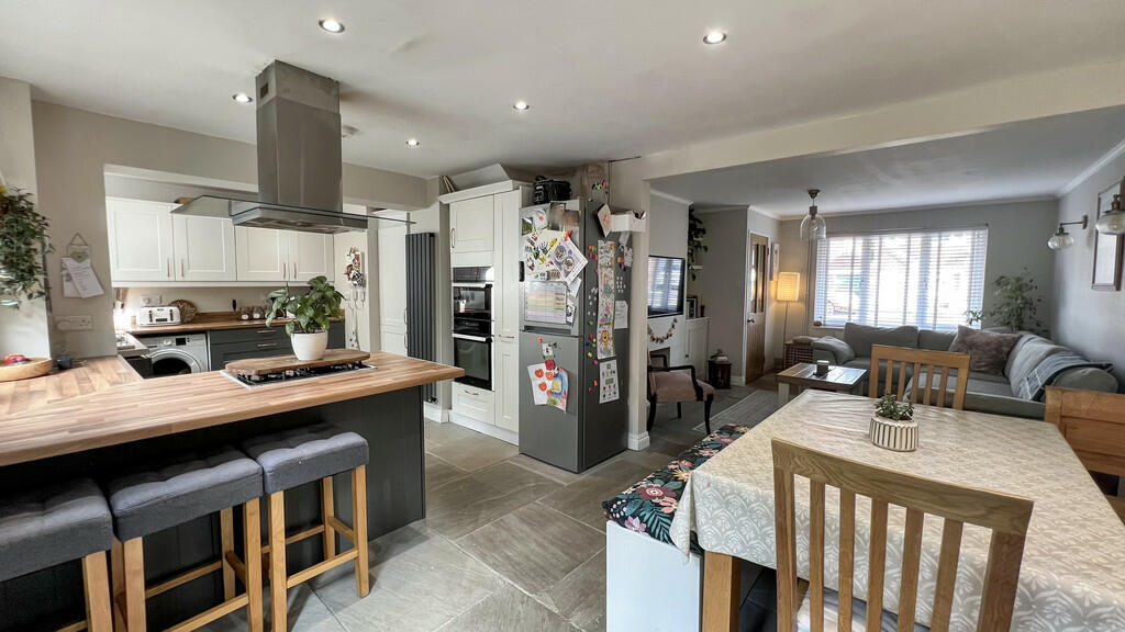 Additional property image - Rocher Close, Westbury