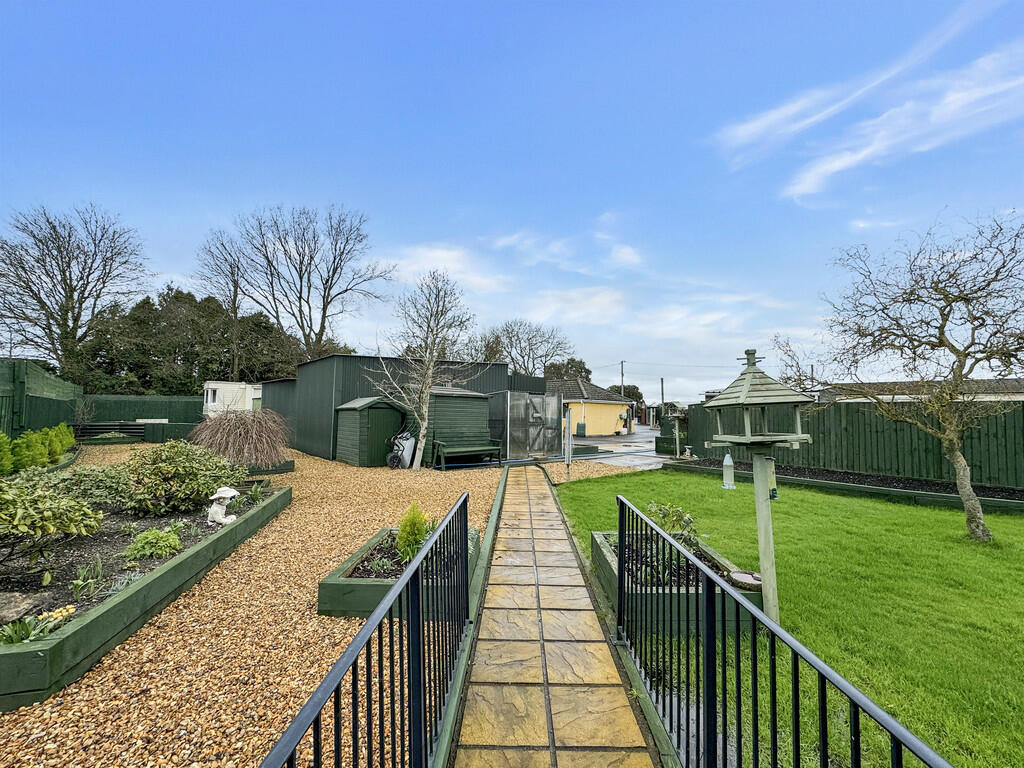 Additional property image - Marsh Road, Standerwick, Frome