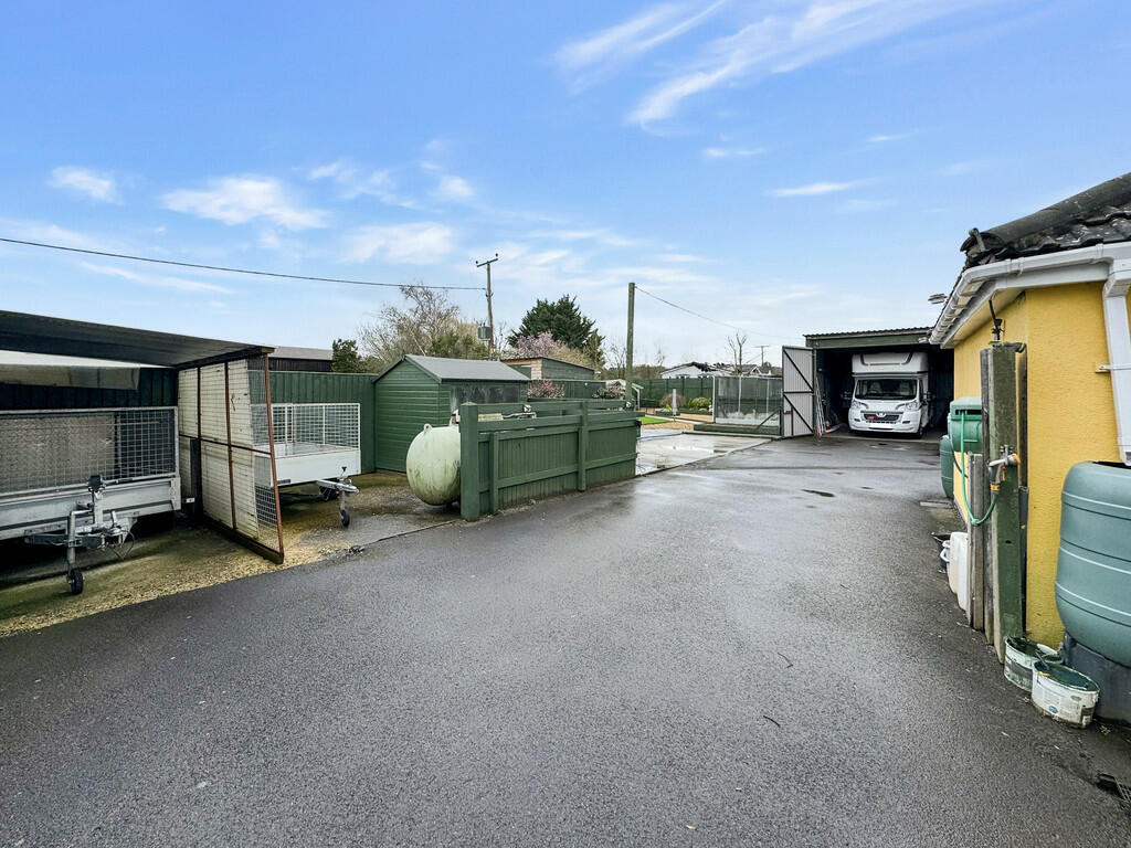 Additional property image - Marsh Road, Standerwick, Frome
