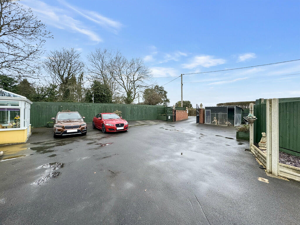 Additional property image - Marsh Road, Standerwick, Frome