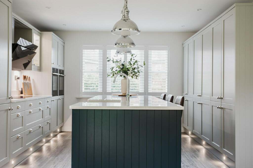 Additional property image - Eriskay Gardens, Westbury