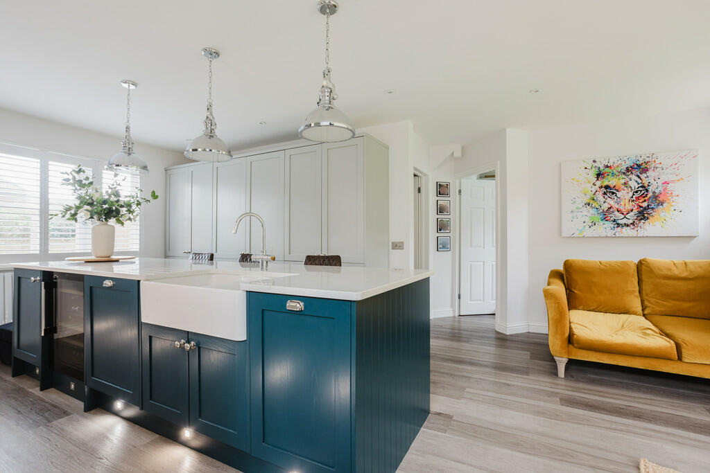 Additional property image - Eriskay Gardens, Westbury