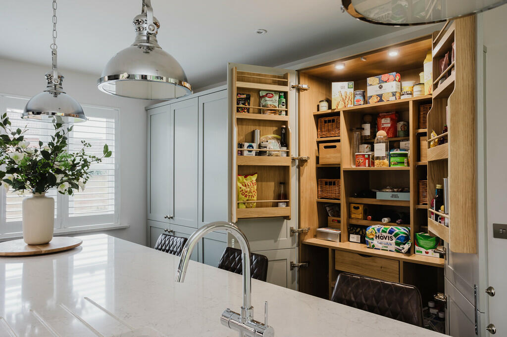 Additional property image - Eriskay Gardens, Westbury