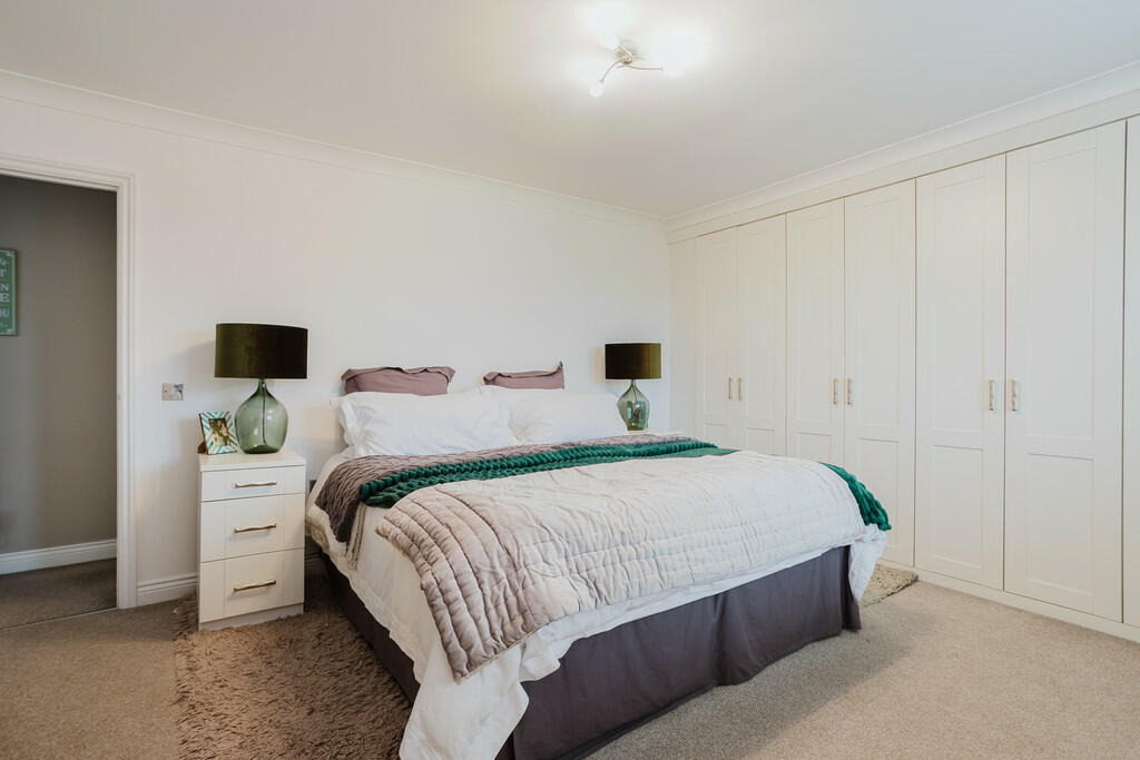 Additional property image - Eriskay Gardens, Westbury