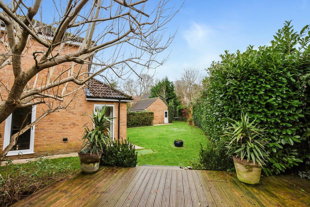 Additional property image - Eriskay Gardens, Westbury
