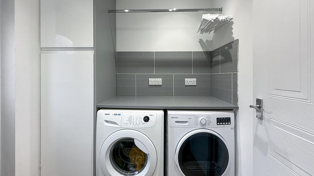 Additional property image - Azalea Drive, Warminster