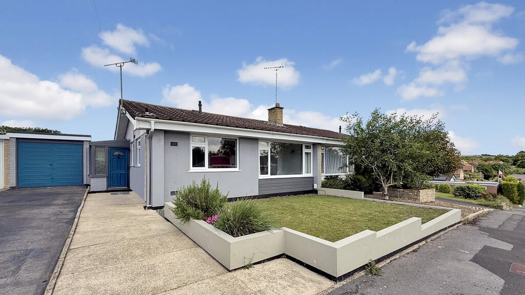 Main image of property: Broadway, Warminster