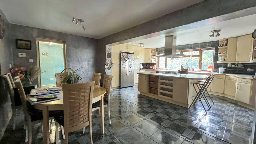 Additional property image - The Downlands, Warminster