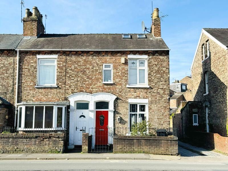 3 bedroom end of terrace house for sale in Poppleton Road, York YO24 4TT, YO24