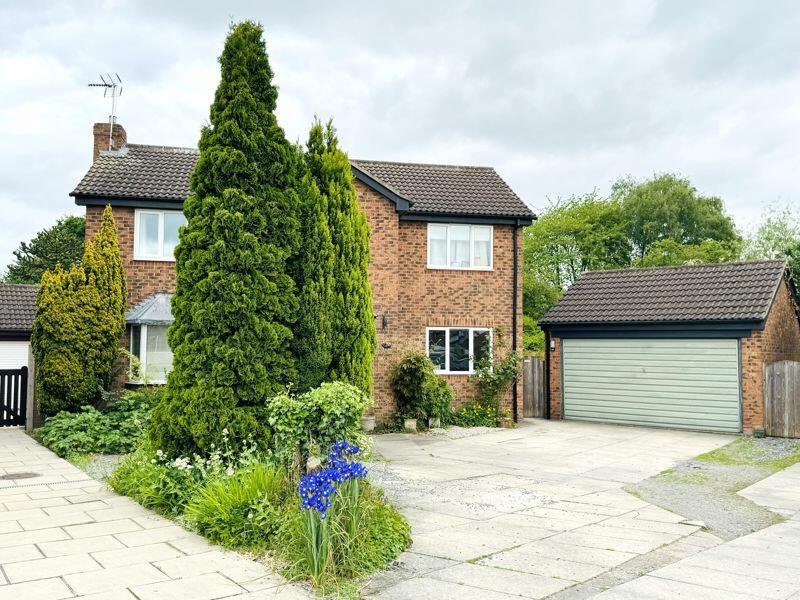 4 bedroom detached house for sale in The Pastures, Dringhouses, York