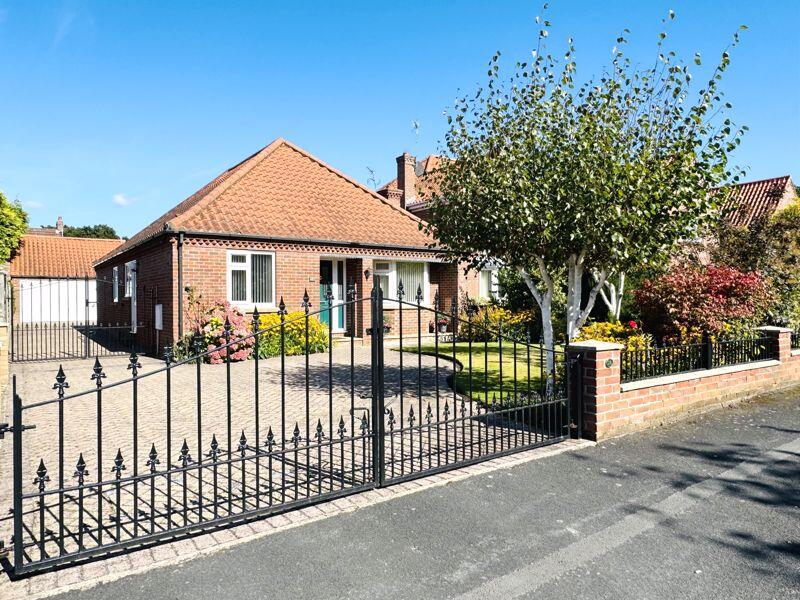 Main image of property: Oak Tree Way, Strensall, York YO32 5TF