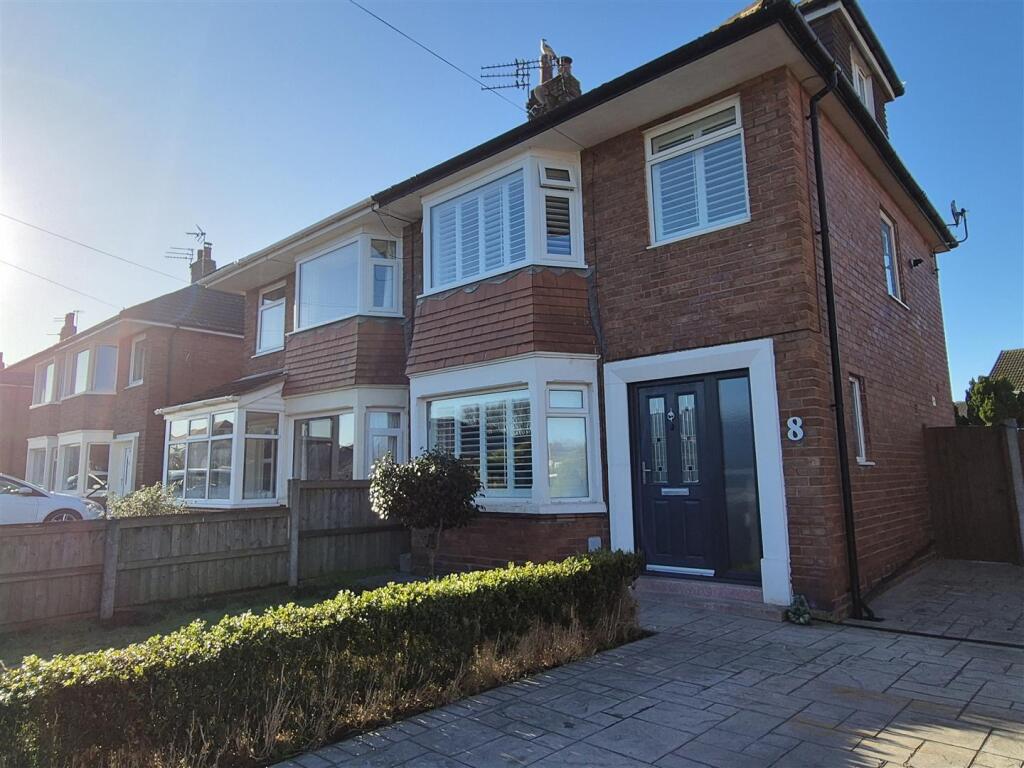 Main image of property: Fairsnape Road, Lytham