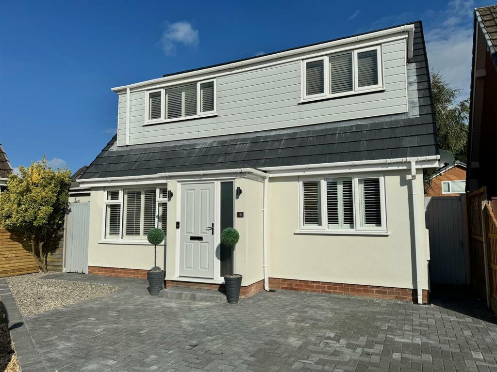 Main image of property: Molyneux Place, Lytham