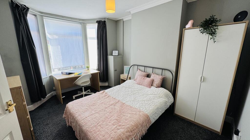 Main image of property: Whipcord Lane, Chester