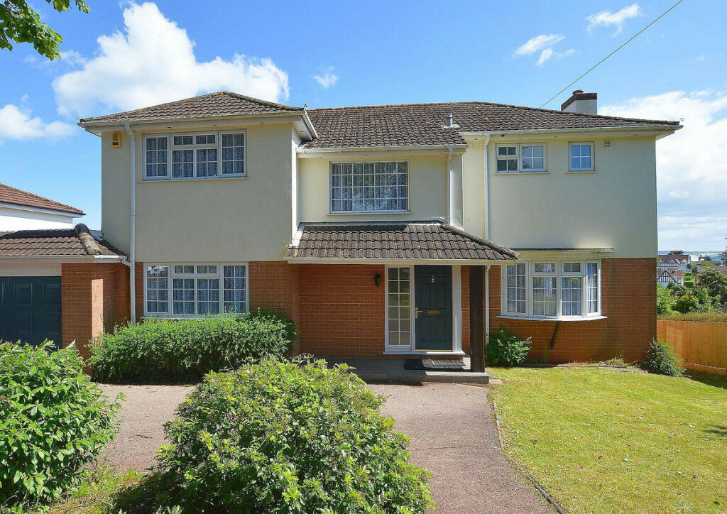 4 bedroom detached house for sale in Broadpark Road, Torquay, TQ2