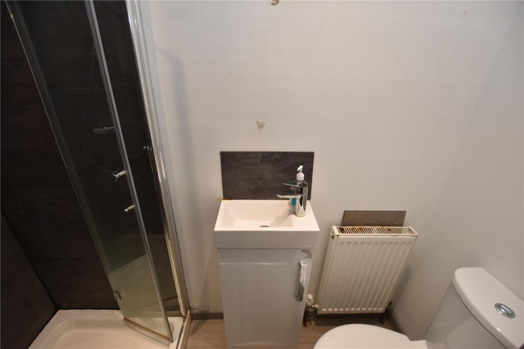 Additional property image - Grantham Road, Bradford, West Yorkshire