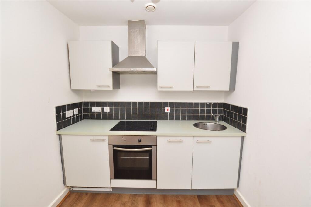 Additional property image - Lunar, 289 Otley Road, Bradford, West Yorkshire