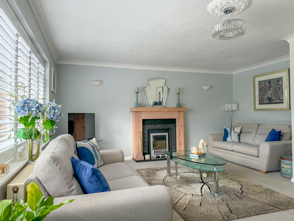Additional property image - Church Road, Alresford