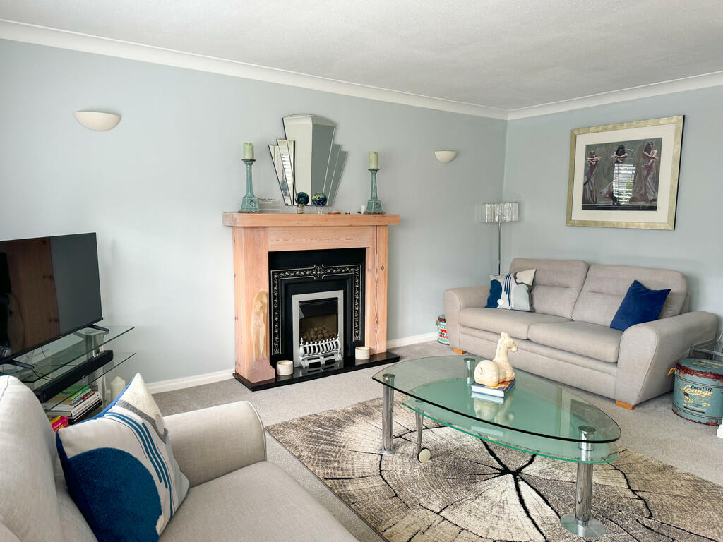 Additional property image - Church Road, Alresford