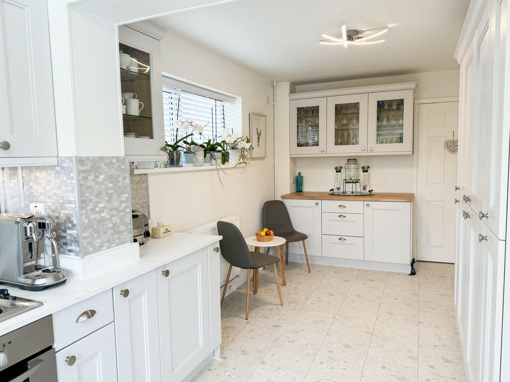 Additional property image - Church Road, Alresford