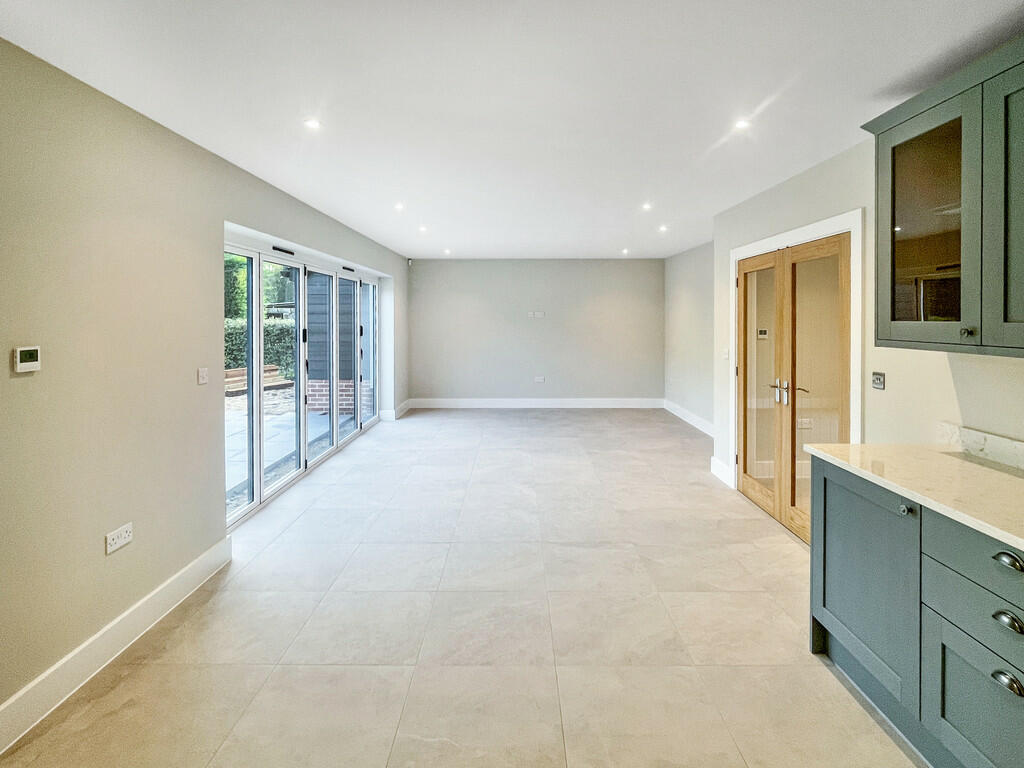 Additional property image - Turnpike Close, Ardleigh, Colchester