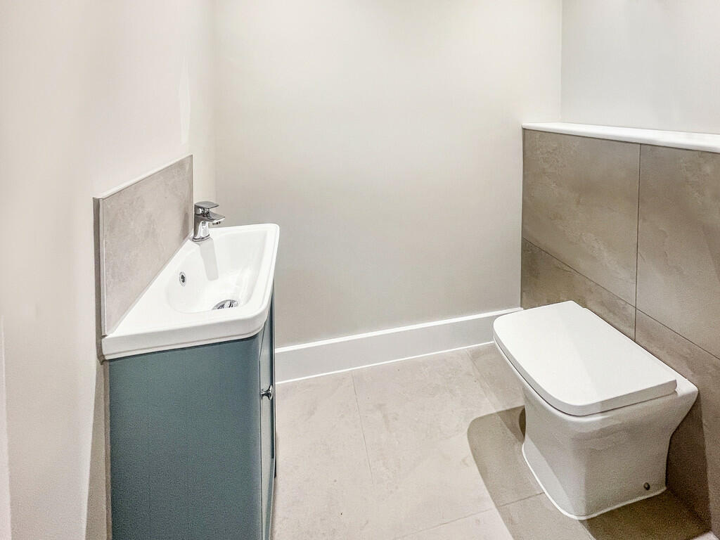 Additional property image - Turnpike Close, Ardleigh, Colchester