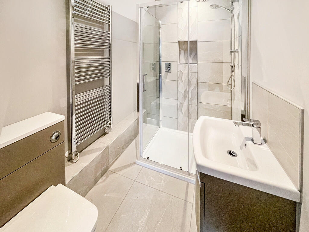 Additional property image - Turnpike Close, Ardleigh, Colchester