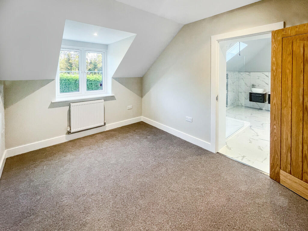 Additional property image - Turnpike Close, Ardleigh, Colchester