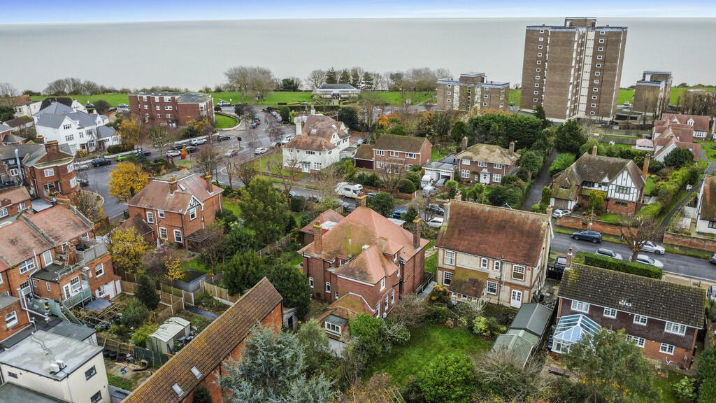 Additional property image - Holland Road, Frinton On Sea, Essex