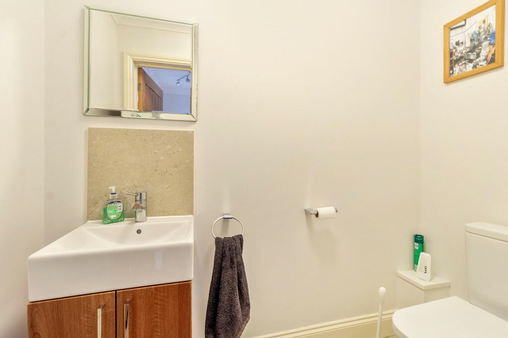 Additional property image - Salis Close, Tiptree