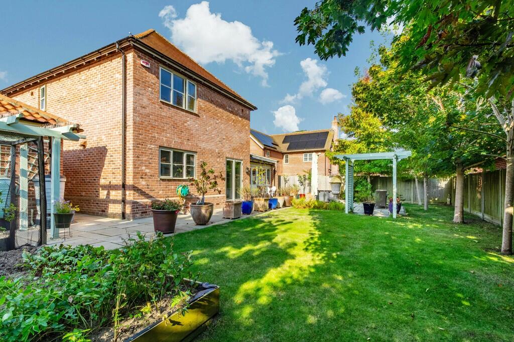 Additional property image - Salis Close, Tiptree