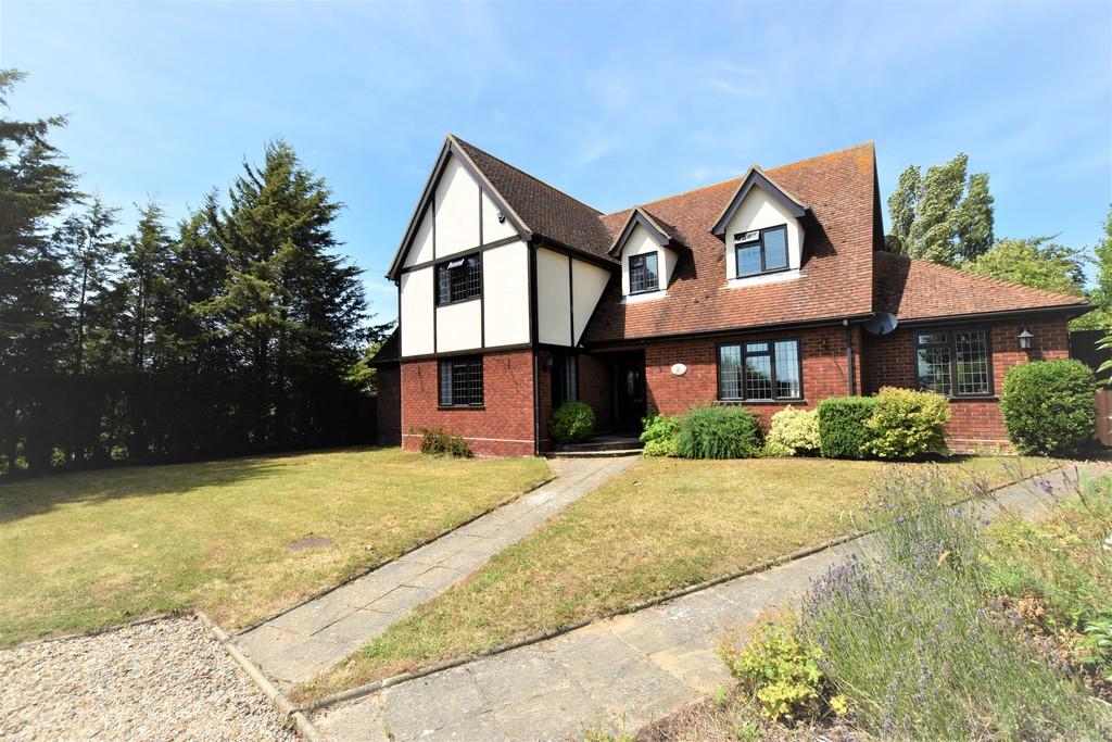 5 bedroom detached house for sale in Thorrington Road, Great Bentley