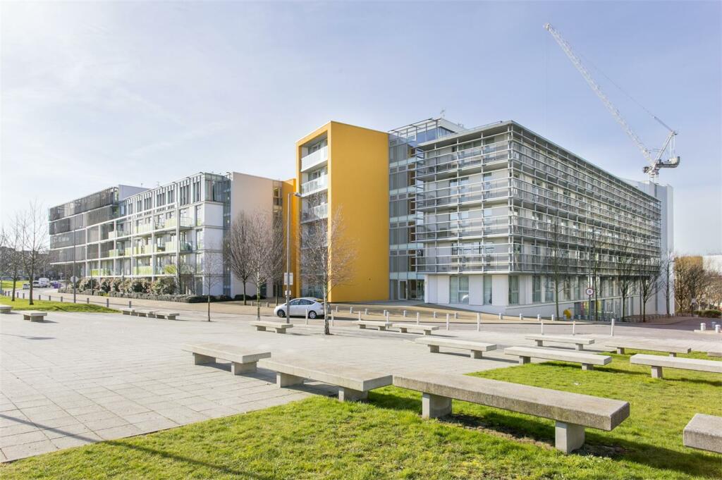 1 bedroom apartment for sale in Blake Apartments, New River Village, Hornsey, N8