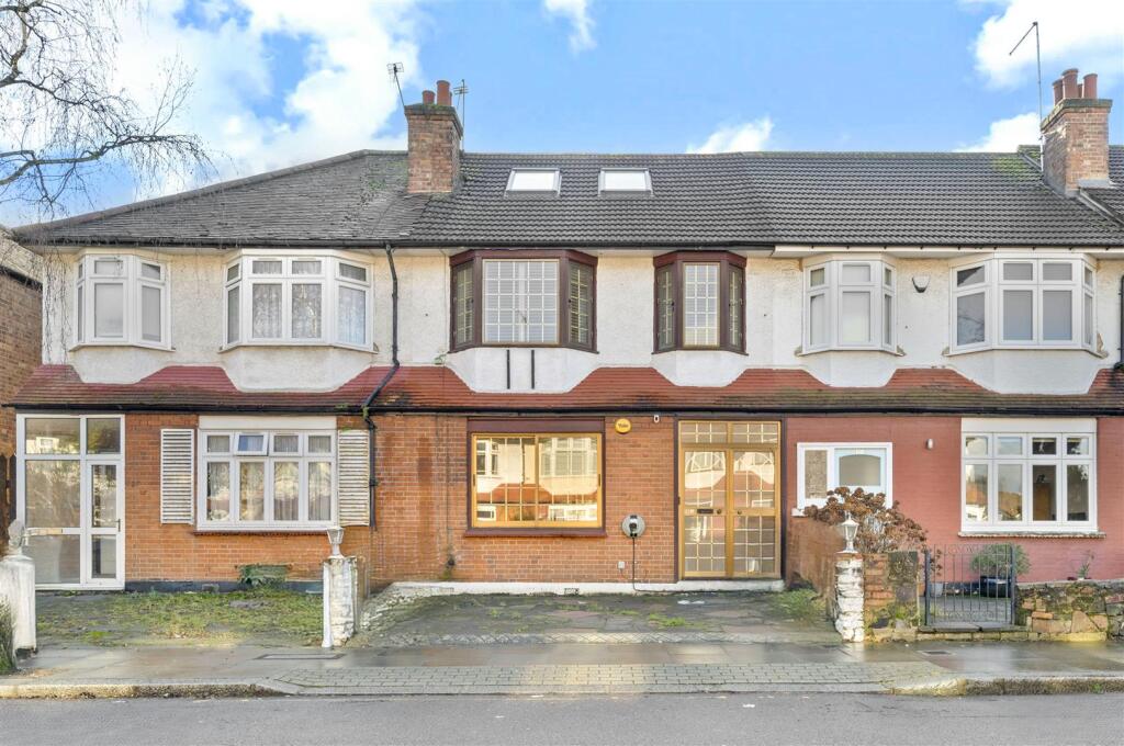 Main image of property: Arcadian Gardens, Wood Green, N22