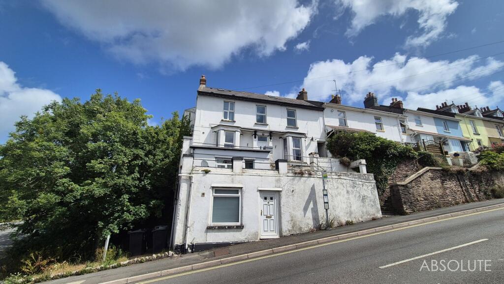 3 bedroom flat