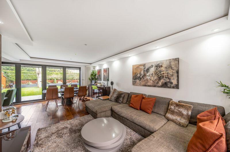 Additional property image - Russell Hill Road, West Purley